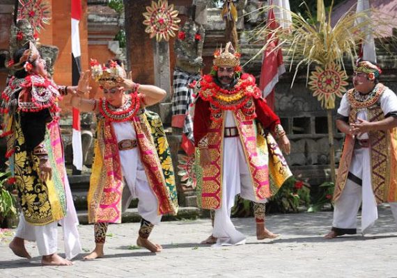 DAY 02: Full day Barong dance -Bali Bird Park-Tegalalang - Kintamani
